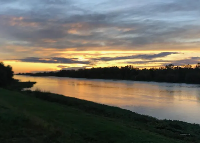 La Capitainerie, Vue Directe Sur La Loire, Calme Et Confort