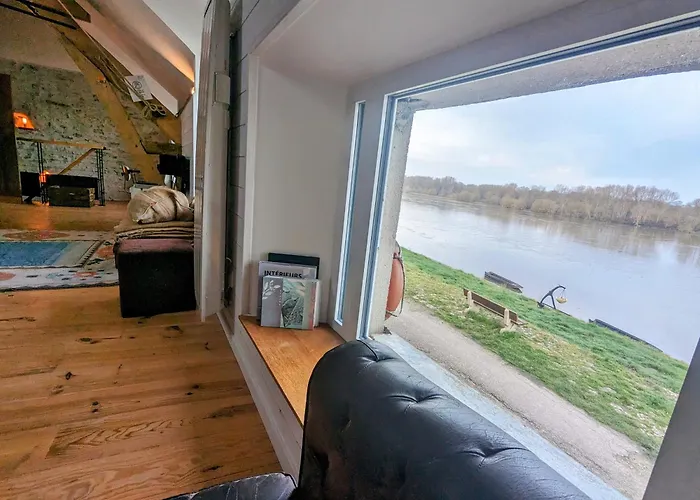 La Capitainerie, Vue Directe Sur La Loire, Calme Et Confort